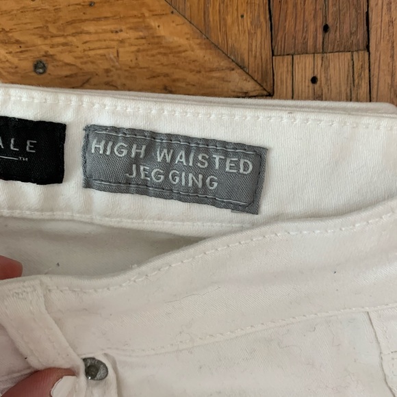 White High Rise Jeggings - Picture 2 of 4